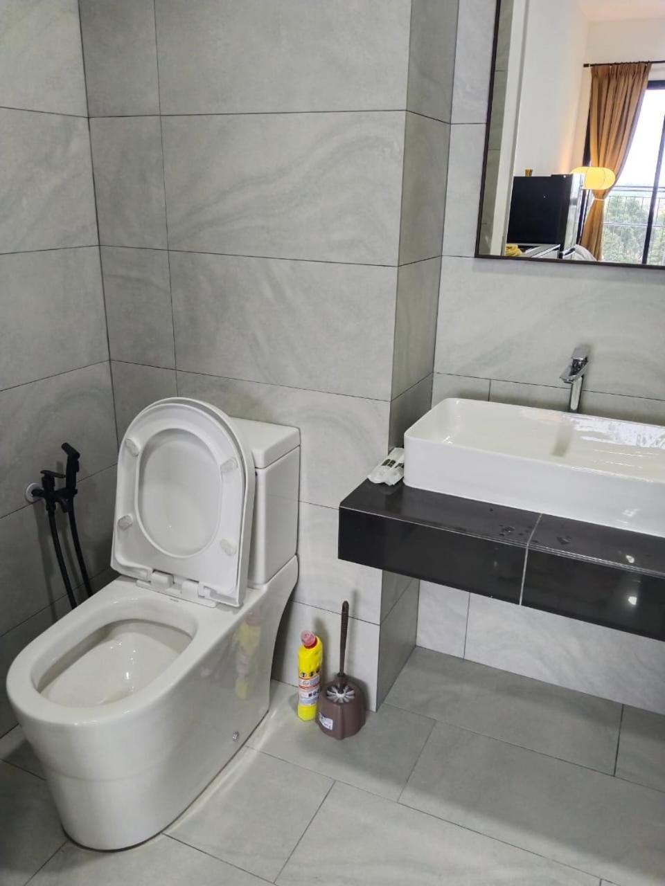 Apartemen Cosy Sky Tree 5 Min Walk To Aeon Bukit Indah Jb Legoland Exclusive By Homespace